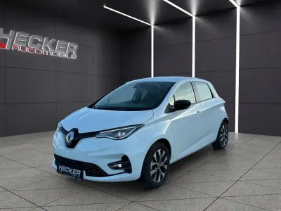 Używany Renault Zoe Evolution 99 kW (135 KM) 2023 Biały Hatchback