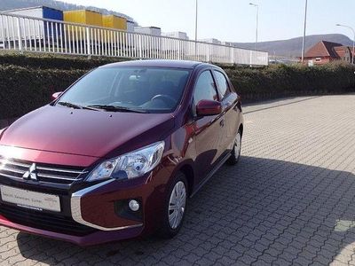 Neu Mitsubishi Space Star Select 71 PS (52 kW) 2025 Bordeauxrot Kleinwagen