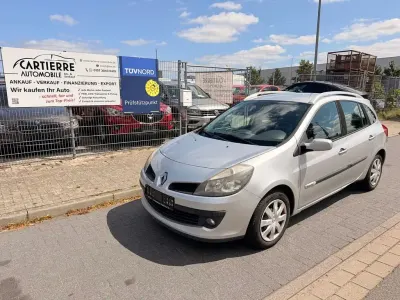 Gebraucht Renault Clio II Rip Curl 101 PS (74 kW) 2009 Silber Limousine