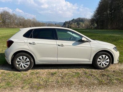 Usata VW Polo Life 80 CV (58 kW) 2023 Grigio Utilitaria