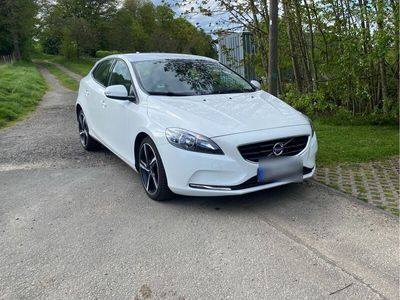 gebraucht Volvo V40 YOU! Automatik, EUR6, Navi, Winderpaket,