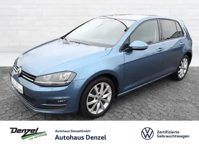 Gebraucht VW Golf VII Comfortline 122 PS (89 kW) 2013 Pacific blue metallic Limousine