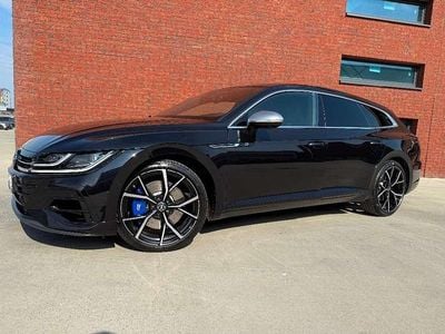 Second-hand VW Arteon R-line 320 CP (235 kW) 2021 Negru Break