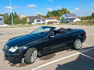 Gebraucht Mercedes CLK350 272 PS (200 kW) 2009 Schwarz Cabrio