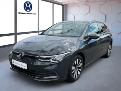 Gebraucht VW Golf VIII Move 150 PS (110 kW) 2024 Grau Limousine