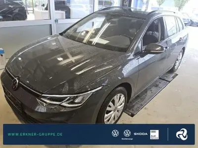 Gebraucht VW Golf VIII Life 150 PS (110 kW) 2022 Grau Kombi
