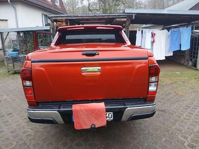 Gebraucht 2016 Isuzu D-Max SUV | 23.000 €