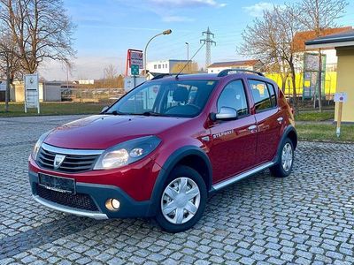 Rot Gebraucht 2010 Dacia Sandero Stepway Kleinwagen | 3.900 € (Fairer Preis)
