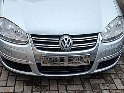 Silber Gebraucht 2008 VW Golf VI Trendline Kleinwagen | 1.350 € (Guter Preis)