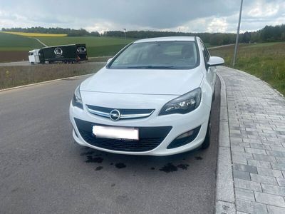 gebraucht Opel Astra 1.4l Euro 6 120PS TÜV 10/25 wenig KM