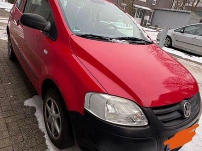 Gebraucht VW Fox 60 PS (44 kW) 2006 Rot Kleinwagen