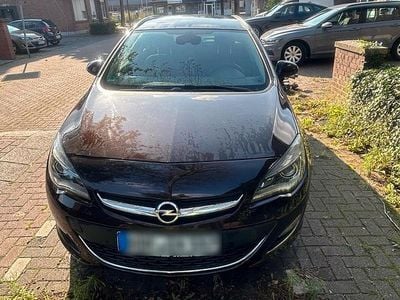 Braun Gebraucht 2013 Opel Astra Kombi | 4.600 € (Guter Preis)