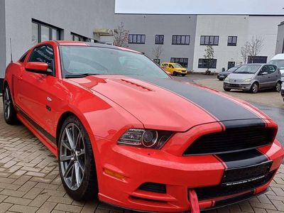 Rot Gebraucht 2014 Ford Mustang GT Coupé | 23.900 € (Etwas zu teuer)