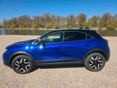 Second-hand Opel Mokka 145 CP (106 kW) 2025 Albastru SUV