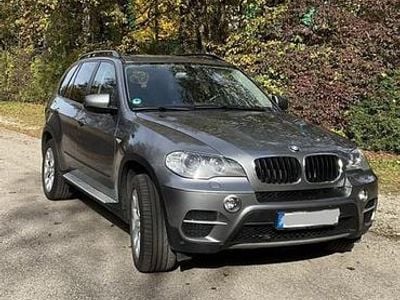 Grau Gebraucht 2012 BMW X5 SUV | 15.000 € (Etwas zu teuer)