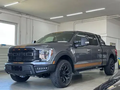 Gebraucht Ford F-150 401 PS (294 kW) 2023 Grau Pickup