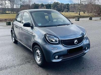 Grau Gebraucht 2018 Smart ForFour Kleinwagen | 8.800 € (Guter Preis)