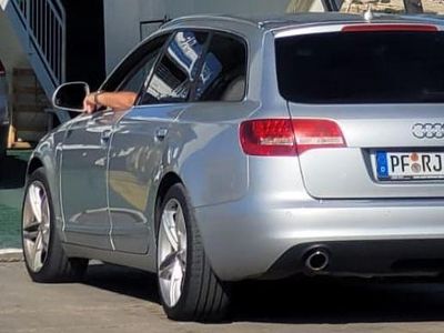 Silber Gebraucht 2011 Audi A6 Ambiente Kombi | 10.000 € (Teuer)
