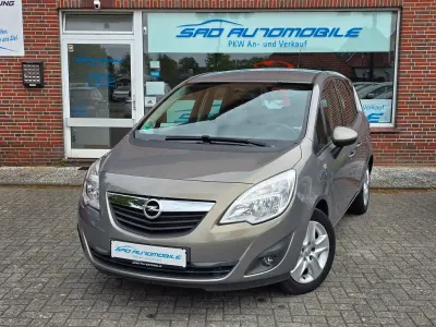 Gebraucht Opel Meriva Edition 101 PS (74 kW) 2010 Braun Van / Kleinbus