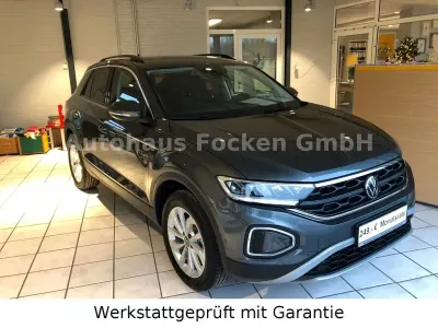 Nuova VW T-Roc Life 150 CV (110 kW) 2025 Grigio SUV