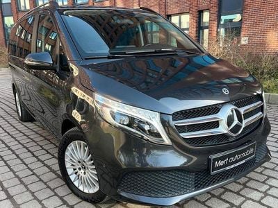 Gebraucht Mercedes V300 237 PS (174 kW) 2022 Grau Van / Kleinbus