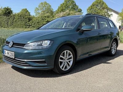 Usata VW Golf VII Comfortline 150 CV (110 kW) 2017 Verde Station wagon