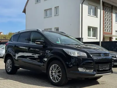 Gebraucht Ford Kuga 140 PS (102 kW) 2014 Schwarz SUV