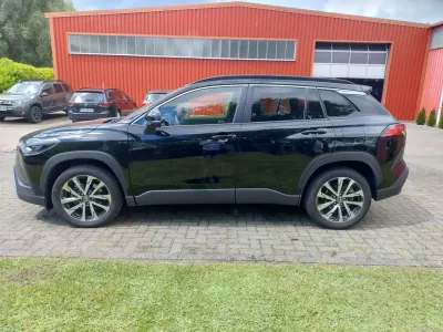 Gebraucht Toyota Corolla Cross Lounge 197 PS (144 kW) 2024 Schwarz SUV