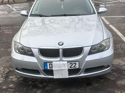 Silber Gebraucht 2006 BMW 320 Limousine | 3.370 € (Guter Preis)