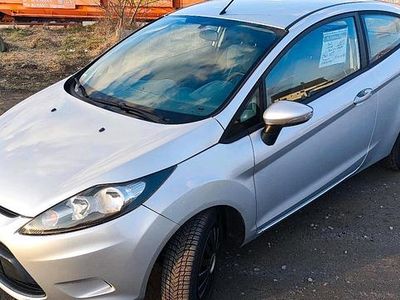 Gebraucht Ford Fiesta 2009 Silber Kleinwagen