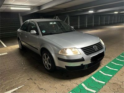 gebraucht VW Passat 2.0 Benzin