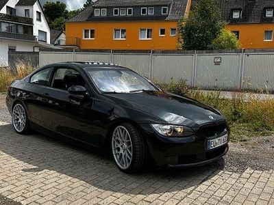 BMW 325