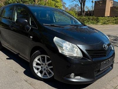 Usata Toyota Verso Travel 150 CV (110 kW) 2012 Nero Monovolume