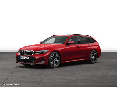Gebraucht BMW 330e M Sport 292 PS (214 kW) 2025 Rot Kombi
