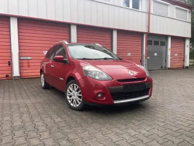 Gebraucht Renault Clio 103 PS (75 kW) 2009 Rot Kombi