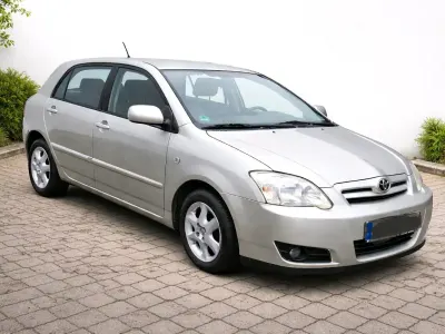 Gebraucht Toyota Corolla 96 PS (70 kW) 2006 Silber Limousine