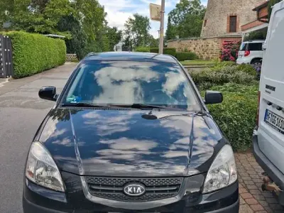 Gebraucht Kia Rio Vision 97 PS (71 kW) 2007 Schwarz Limousine