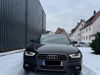 Grau Gebraucht 2013 Audi A4 S-Line Kombi | 14.800 € (Teuer)