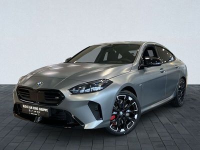 BMW M235