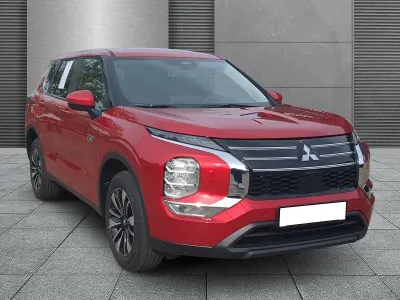 Gebraucht Mitsubishi Outlander P-HEV Plus 306 PS (225 kW) 2026 Dynamikrot SUV