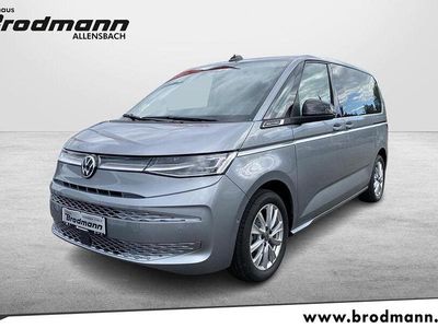 Second-hand VW Multivan Style 150 CP (110 kW) 2024 Gri Monovolum
