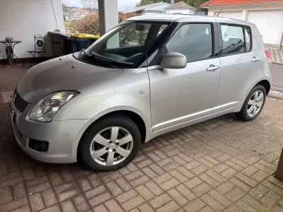 Brugt Suzuki Swift Club 94 HK (69 kW) 2010 Sølv Hatchback