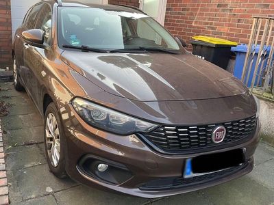 Gebraucht Fiat Tipo Lounge 120 PS (88 kW) 2017 Braun Kombi
