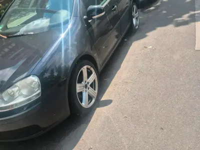 Gebraucht VW Golf IV 105 PS (77 kW) 2006 Schwarz Limousine
