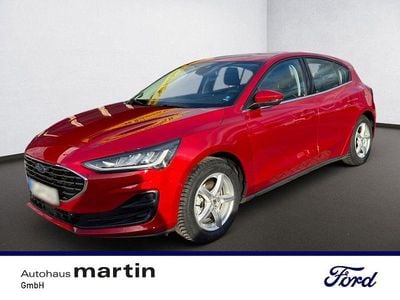 Gebraucht Ford Focus Titanium S 125 PS (91 kW) 2023 Fantastic rot Limousine