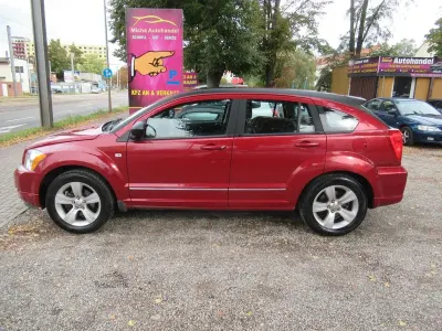 Gebraucht Dodge Caliber SXT 156 PS (114 kW) 2011 Rot Kleinwagen