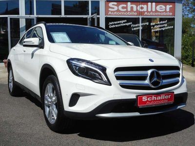 gebraucht Mercedes GLA180 7G-DCT Style, Panoramadach, Kamera, Xenon!