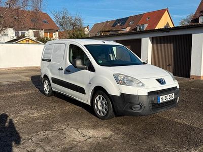 Weiß Gebraucht 2009 Peugeot Partner Van / Kleinbus | 4.490 € (Fairer Preis)