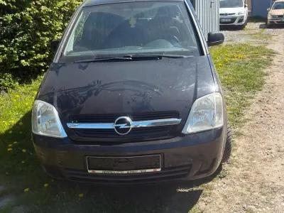 Używany Opel Meriva 2006 Czarny Minivan