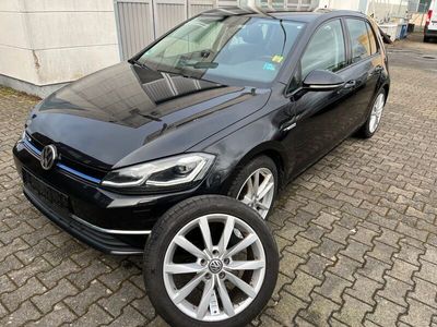 gebraucht VW Golf VII 1.5TSI Highline DSG Navi LED SH 17" PDC